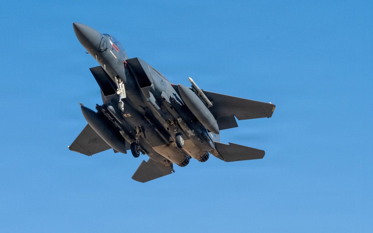 Mỹ cứu phi công thứ 2 của máy bay F-15E sau cuộc đấu súng dữ dội với Iran